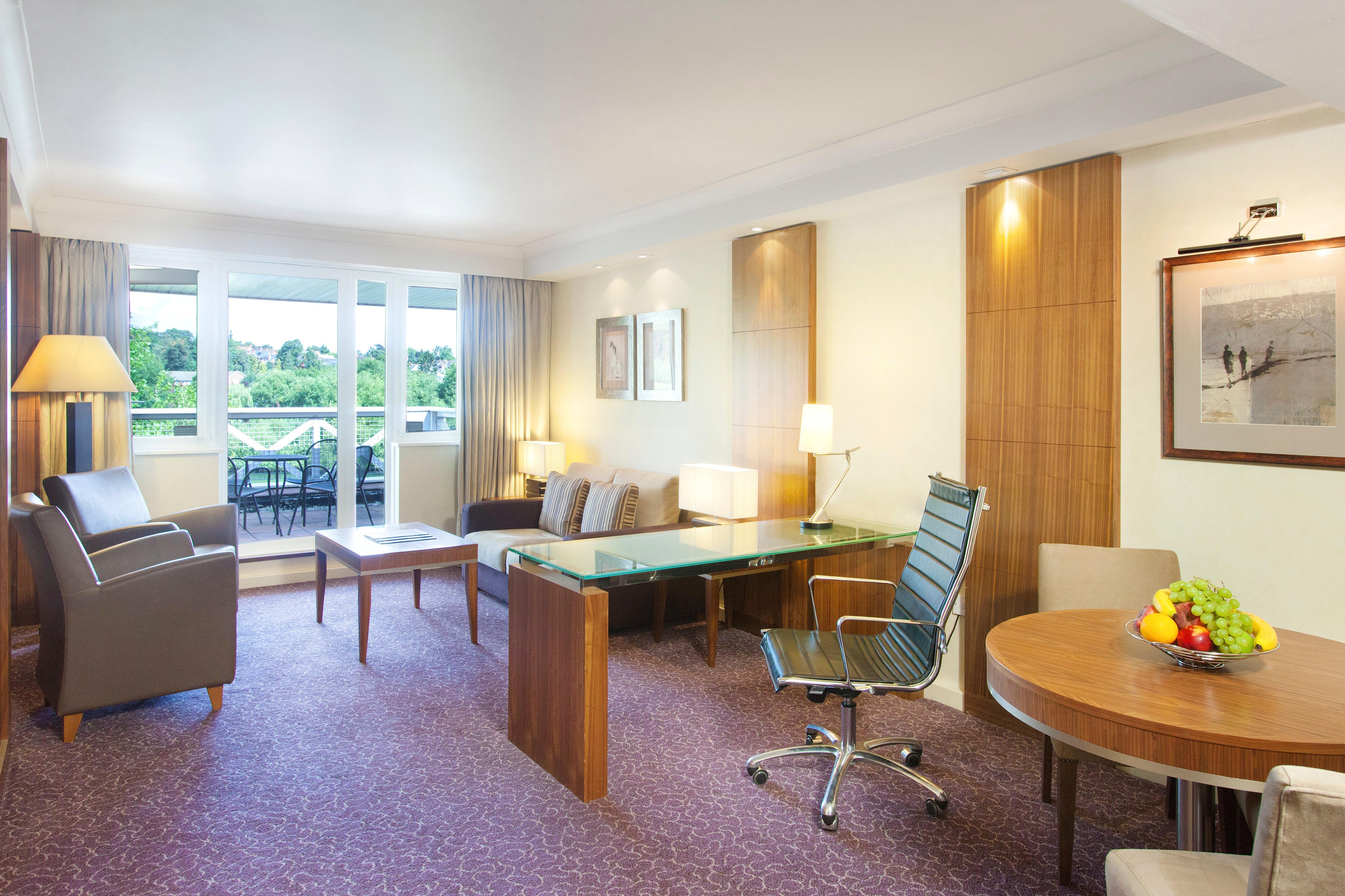 Crowne Plaza Reading Hotel Buitenkant foto