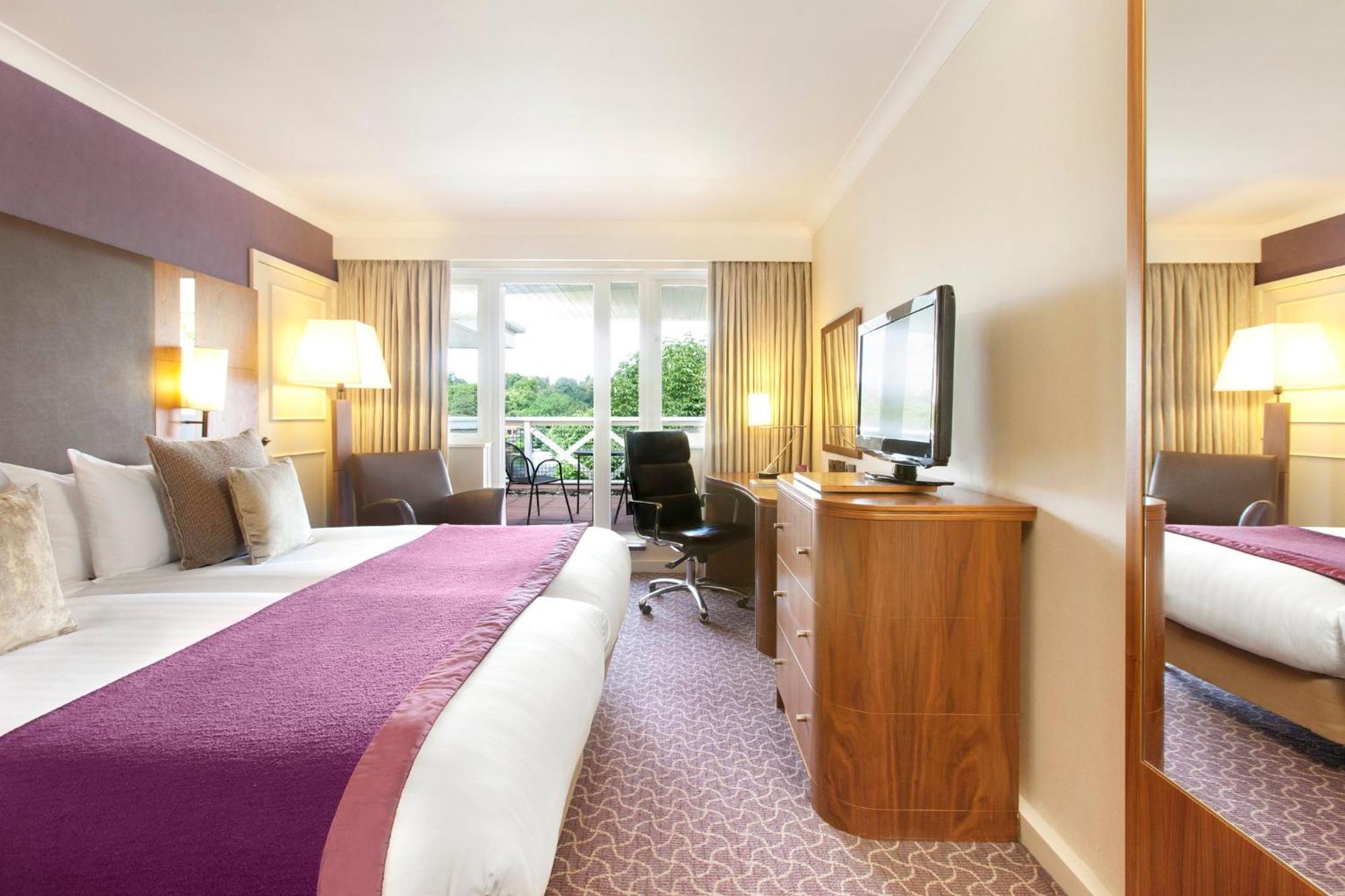 Crowne Plaza Reading Hotel Buitenkant foto