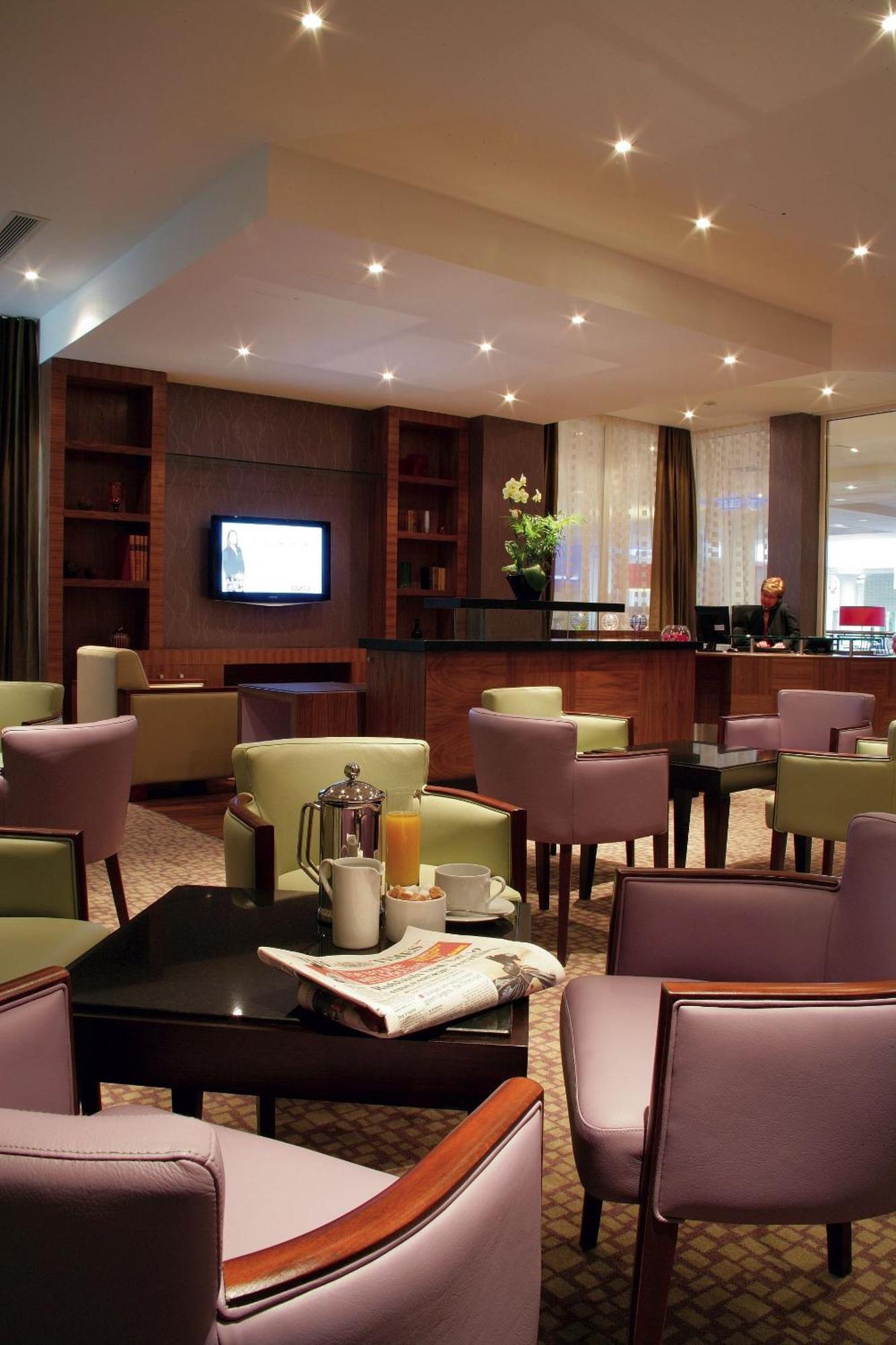 Crowne Plaza Reading Hotel Buitenkant foto